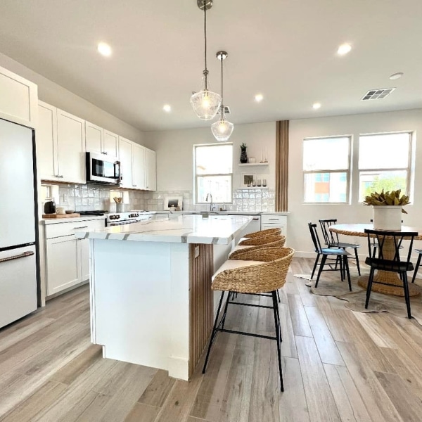 We help you keep your new home clean with our move in cleaning